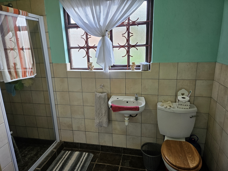 5 Bedroom Property for Sale in Fairbridge Heights Eastern Cape